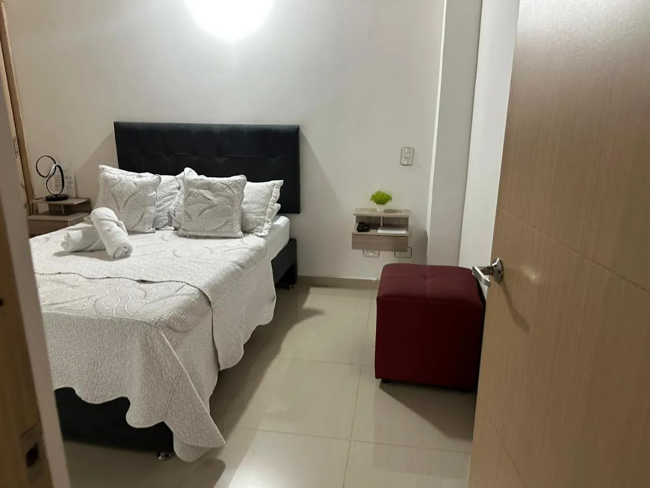 Hermoso Apartamento En Sabaneta Cerca Al Parque 0*,